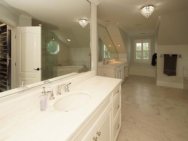 125 Brogun Lane Photo 32