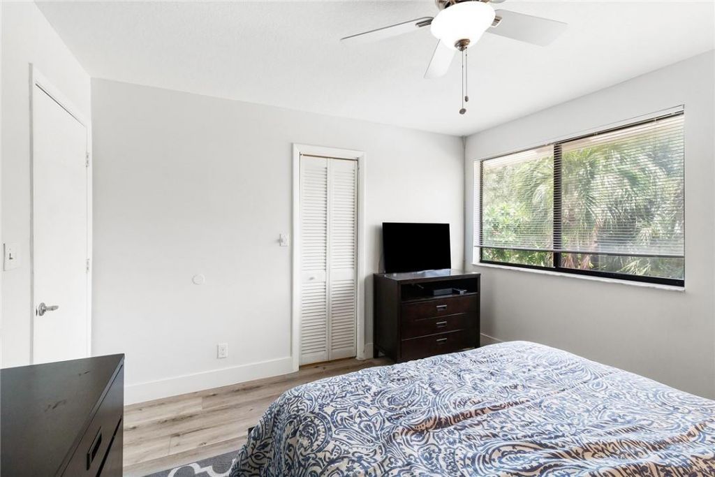 324 City View Drive, Fort Lauderdale, FL 33311 Photo
