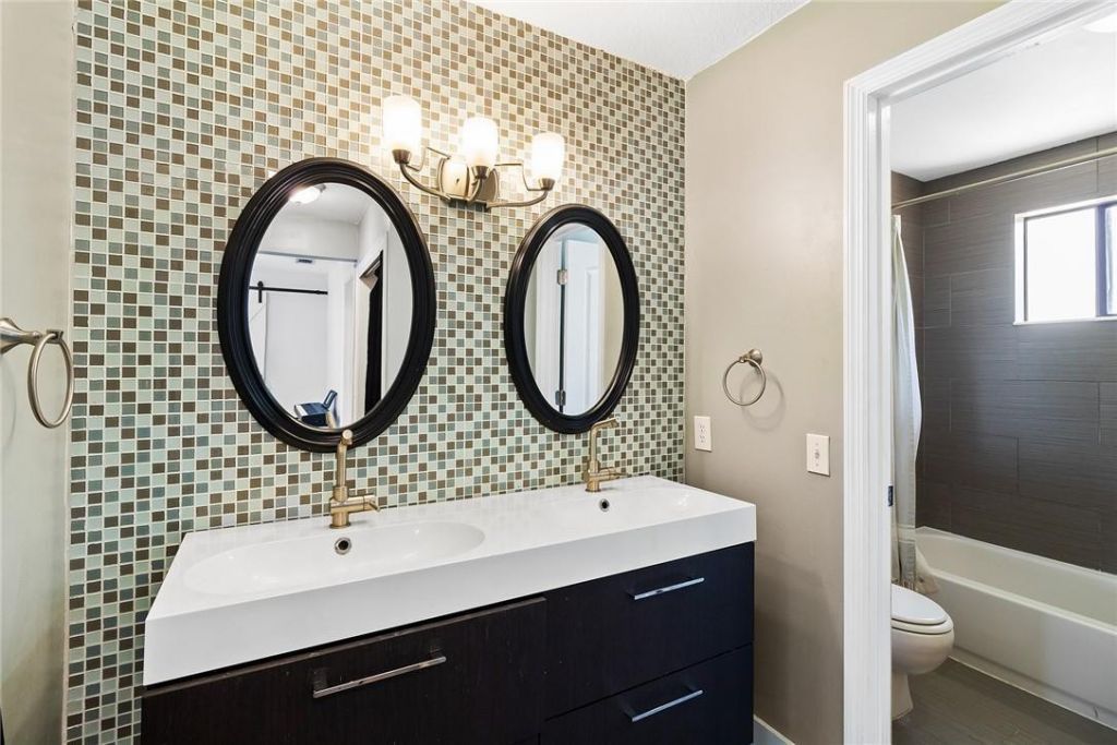 324 City View Drive, Fort Lauderdale, FL 33311 Photo