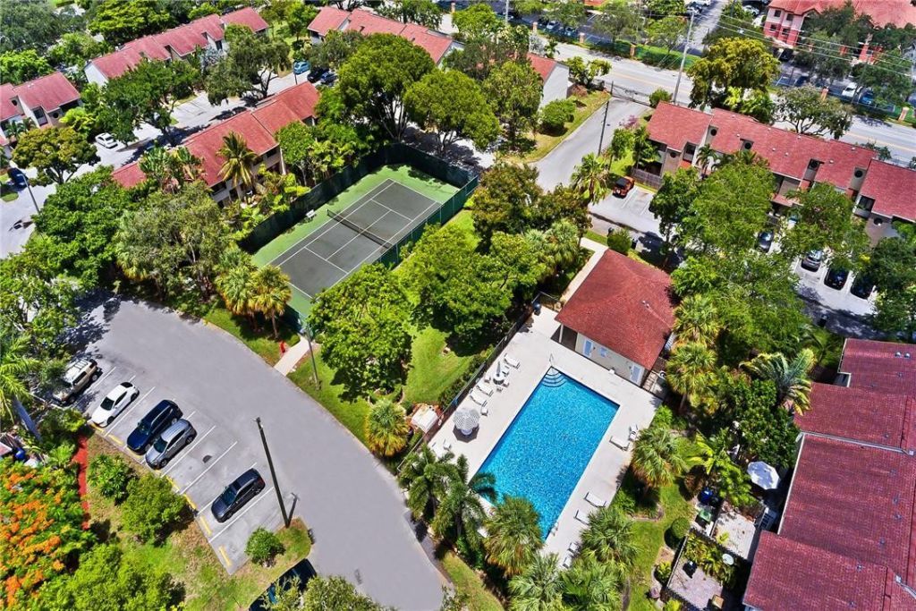 324 City View Drive, Fort Lauderdale, FL 33311 Photo