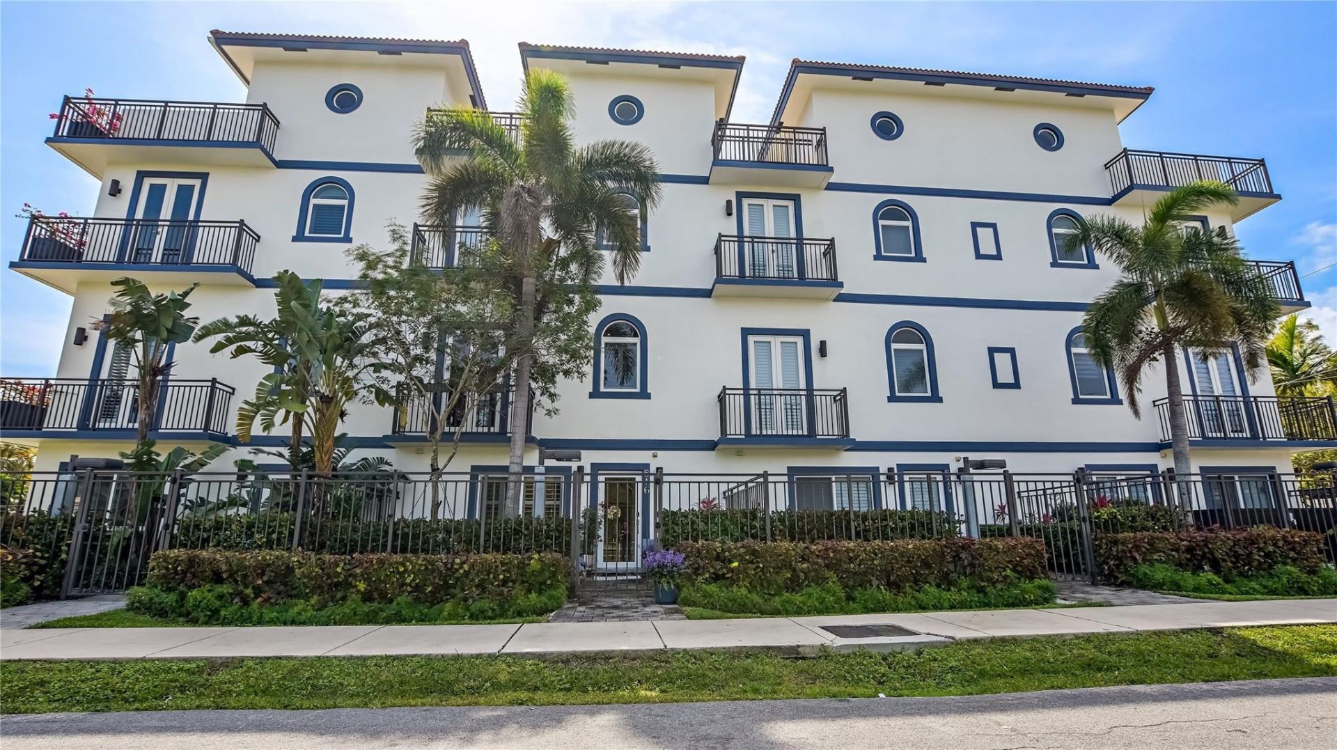 816 NE 7th Street, Fort Lauderdale, FL 33304 Photo