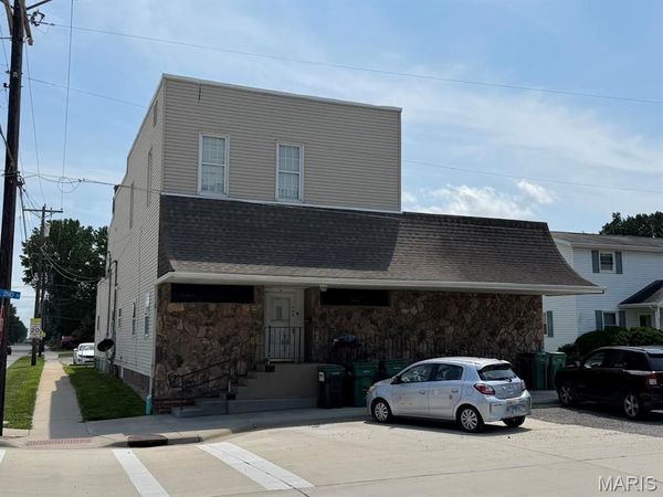 590 S 2nd Street , Breese, IL 62230