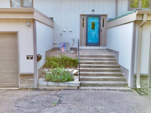 1103 Council Oak Dr, Unit B, Sioux City, IA 51101