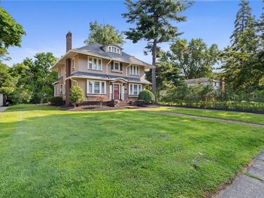 156 Windemere Rd Road, Rochester, NY 14610