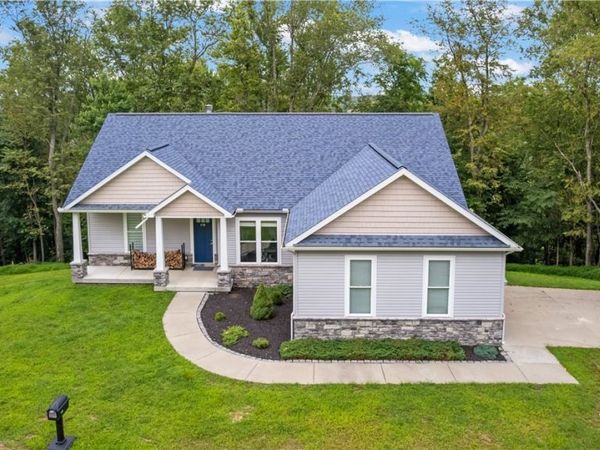 119 Riverside Drive , New Cumberland, WV 26047