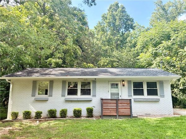 3561 NW Fairburn Place NW, Atlanta, GA 30331