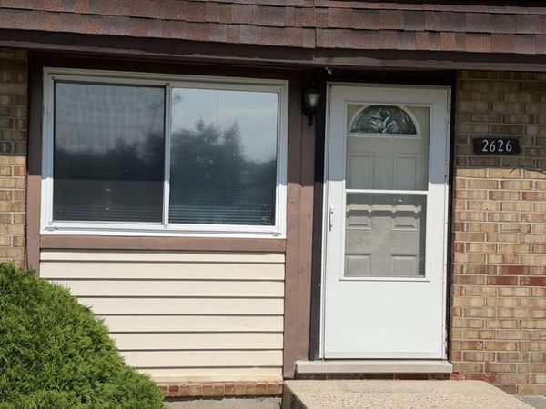 2626 Woodview Court, Unit 2626, Waukegan, IL 60087