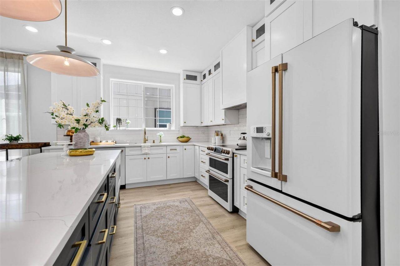 1717 Massachusetts Avenue Ne, Saint Petersburg, FL 33703 Photo