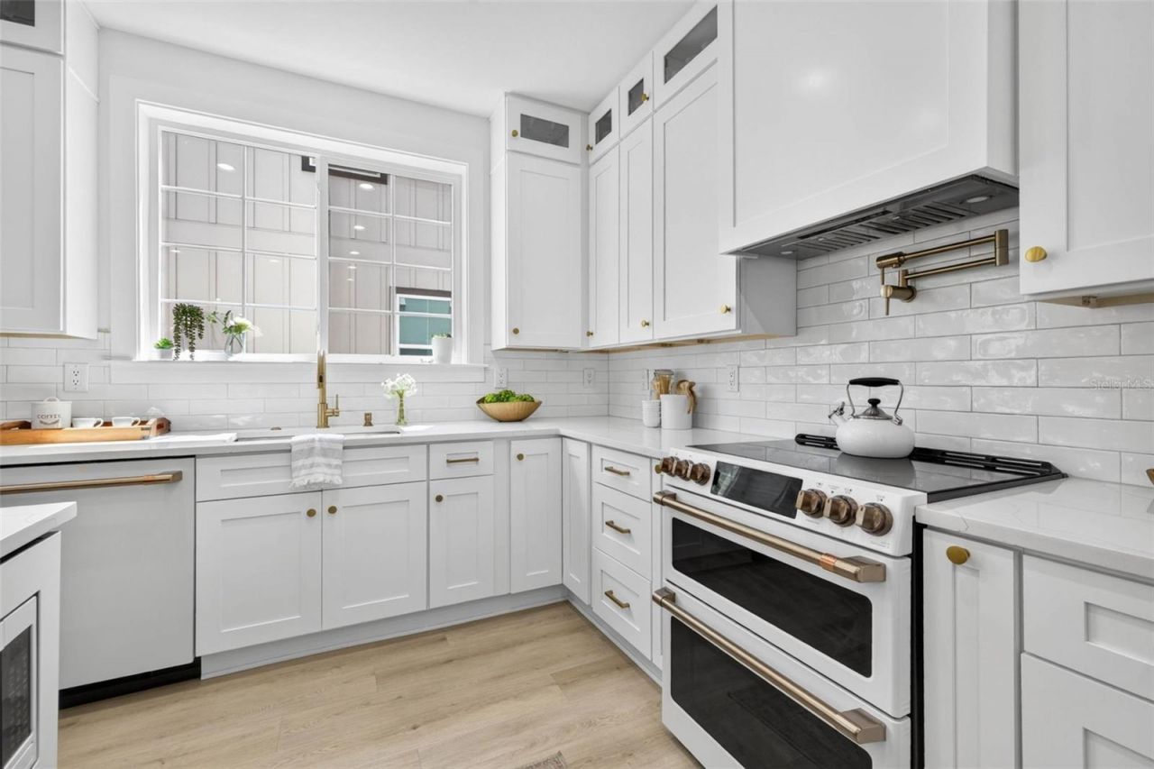1717 Massachusetts Avenue Ne, Saint Petersburg, FL 33703 Photo