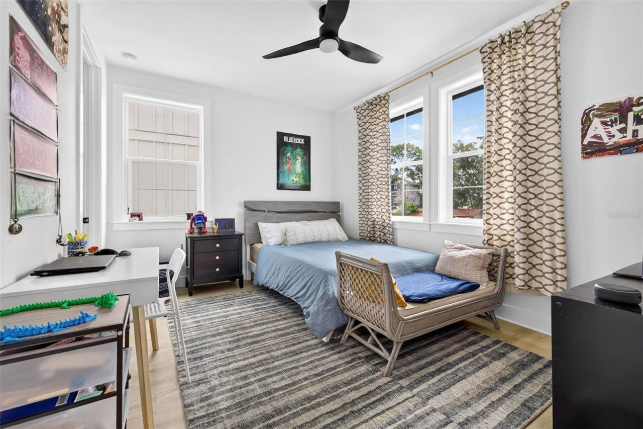 1717 Massachusetts Avenue Ne, Saint Petersburg, FL 33703 Photo