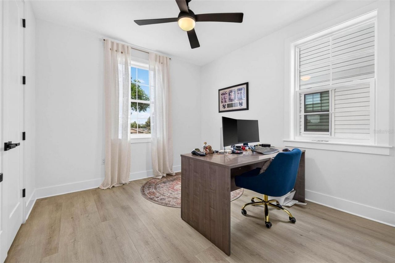 1717 Massachusetts Avenue Ne, Saint Petersburg, FL 33703 Photo