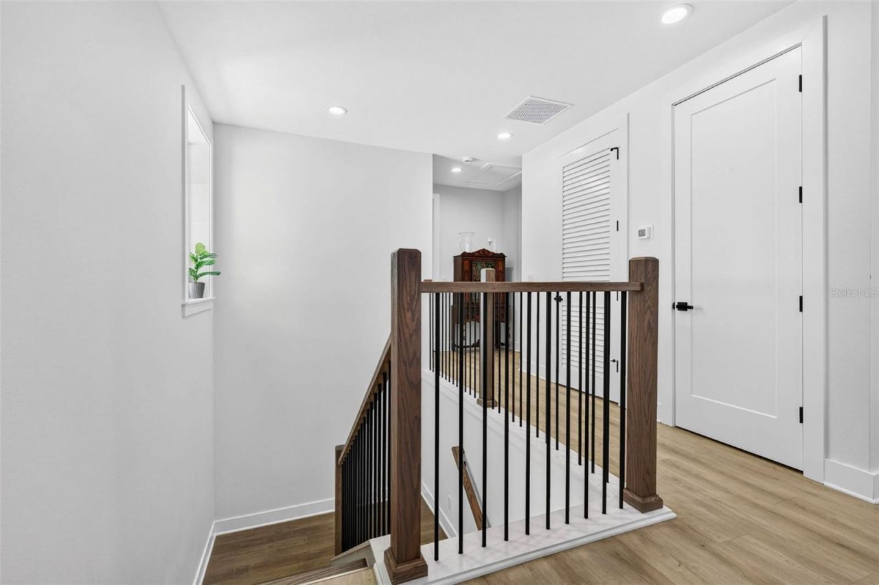 1717 Massachusetts Avenue Ne, Saint Petersburg, FL 33703 Photo