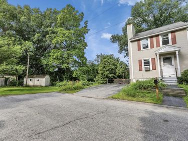 44 Emerald Street, Manchester, NH 03103