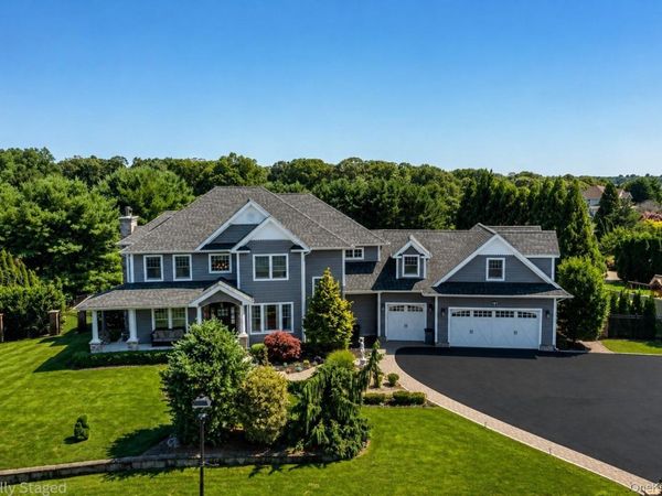 30 Hampton Drive , Center Moriches, NY 11934