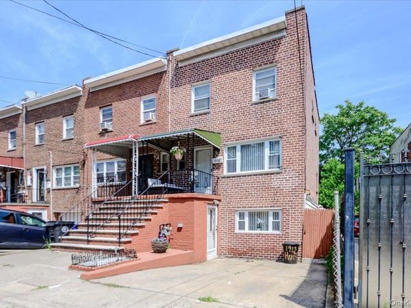 1912 Hunt Avenue , Bronx, NY 10462