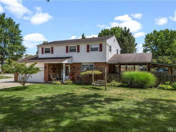 8878 Twincreek Drive, Franklin, OH 45005
