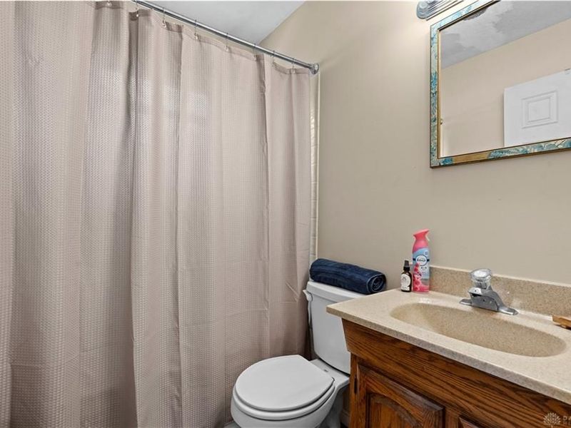8878 Twincreek Drive, Franklin, OH 45005 Photo 30