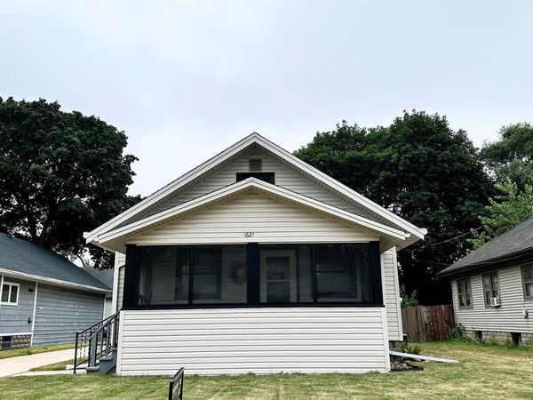 1621 Latham Street, ROCKFORD, IL 61103