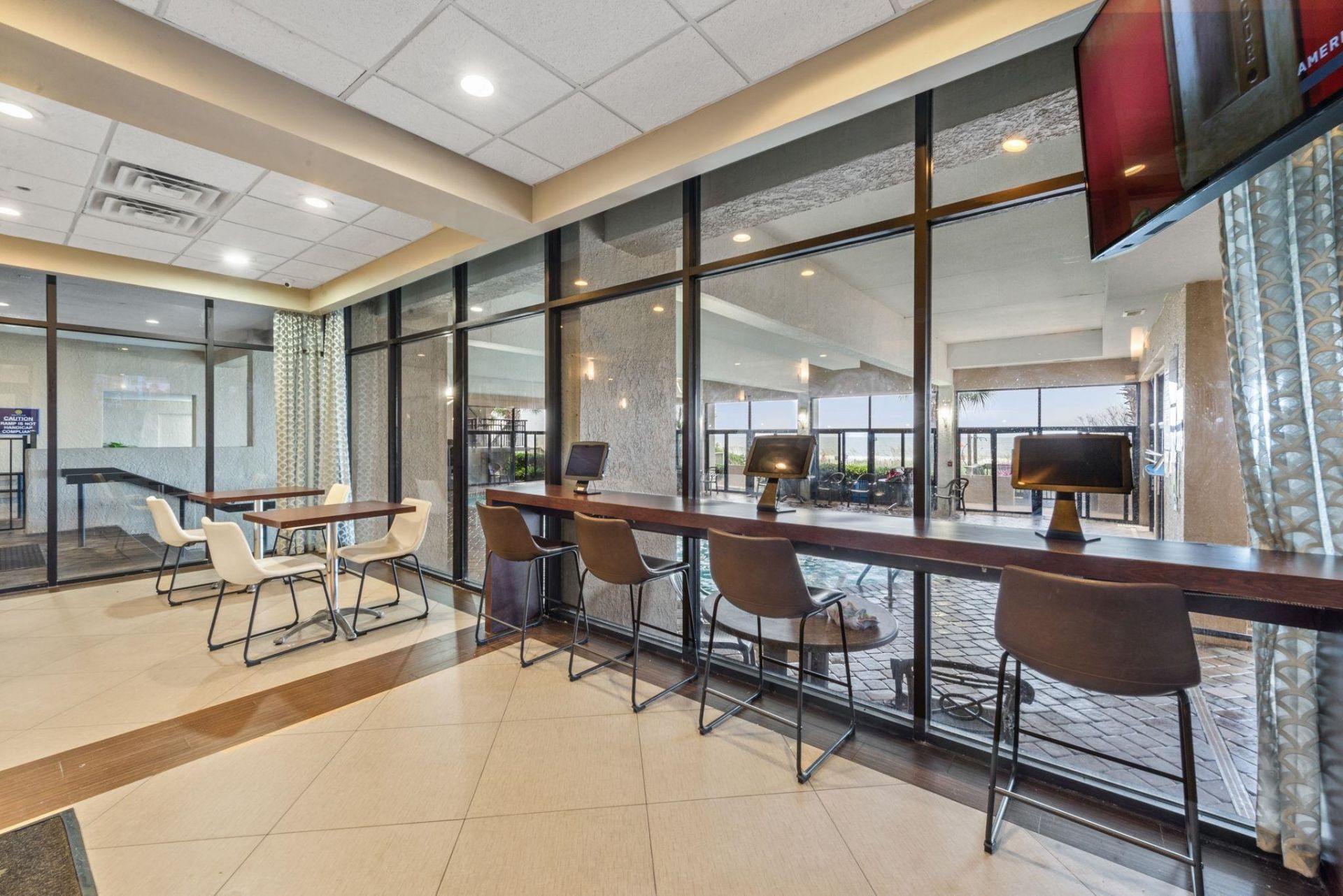 2401 S Ocean Blvd. Photo 19