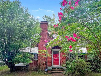 621 Poplar Street , Cayce, SC 29033