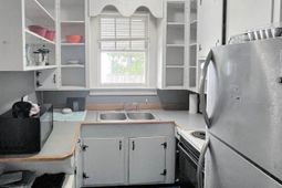 621 Poplar Street  photo 4