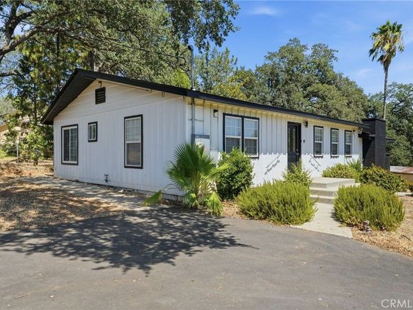 6613 Stoney Dr, Redding, CA 96002