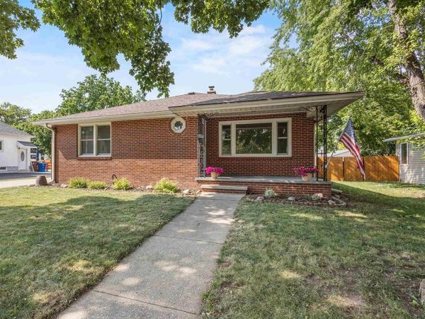 720 2ND STREET, Menasha, WI 54952