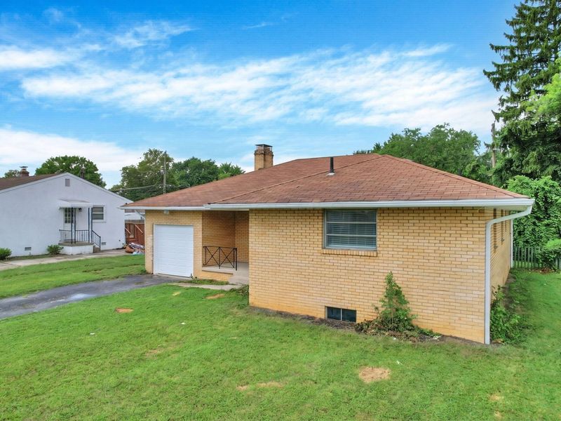 3740 Dehner Drive, Columbus, OH 43227 Photo 3