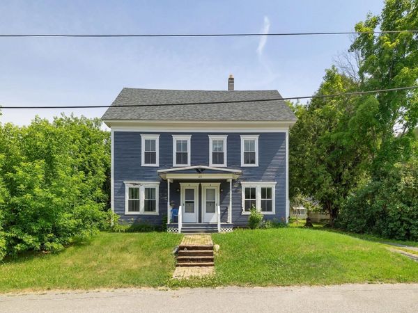 123 High Street, Hardwick, VT 05843