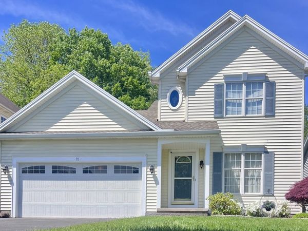 95 Creston Court, Rochester, NY 14612
