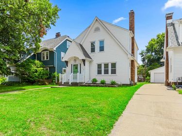 514 W MAYWOOD Avenue, Peoria, IL 61604
