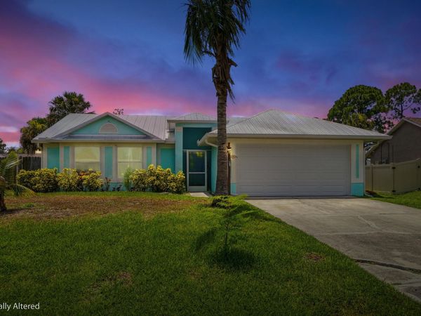 1074 SW BARBAROSA Avenue SW, Port St. Lucie, FL 34953