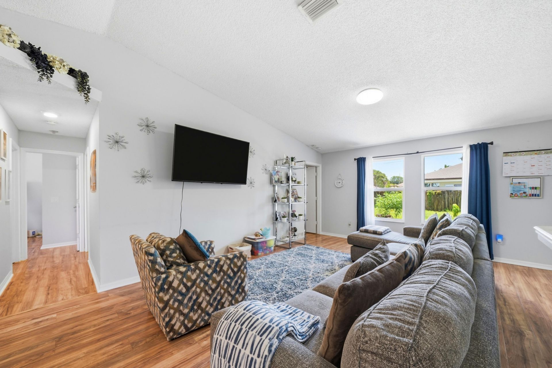 1074 SW Barbarosa Avenue Sw, Port Saint Lucie, FL 34953 Photo