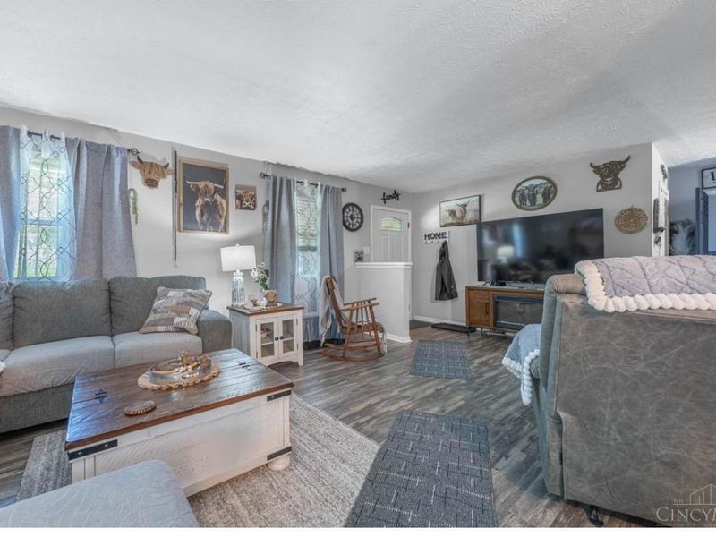 204 Rossman Court, Franklin, OH 45005 Photo 5