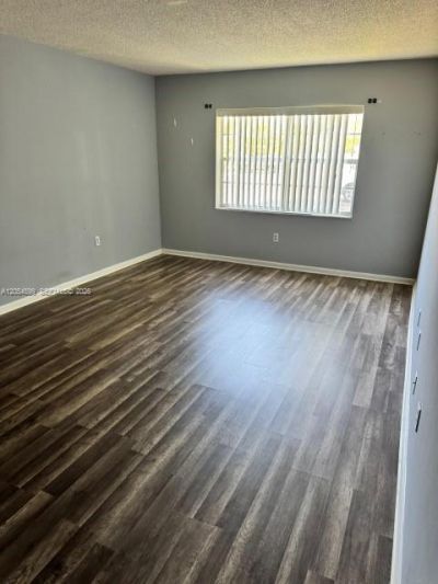 380 E Laurel Dr , Unit 4D, Margate, FL 33063 Photo