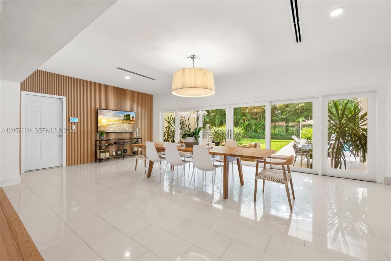 641 Island Rd, Miami, FL 33137 Photo