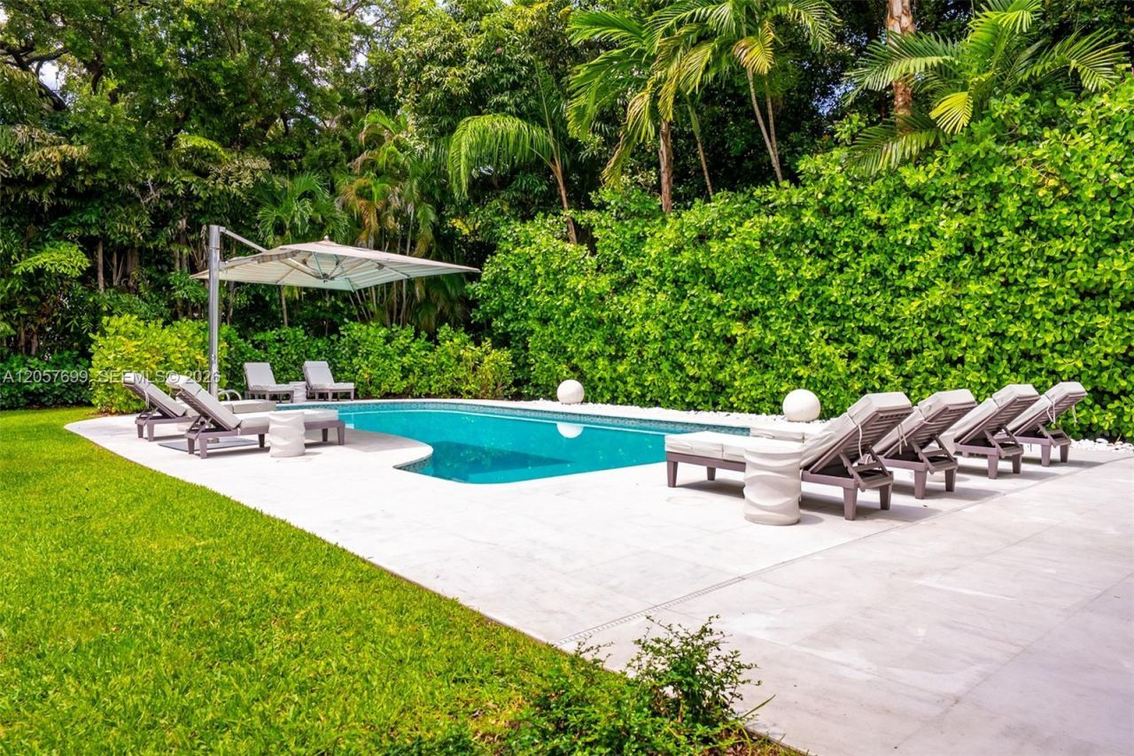 641 Island Rd, Miami, FL 33137 Photo
