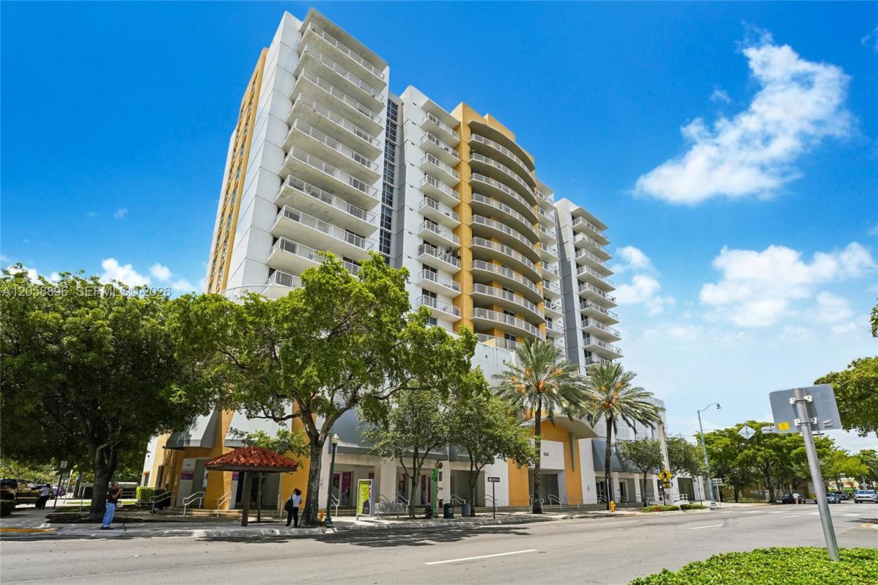 900 SW 8th St , Unit 1609, Miami, FL 33130 Photo