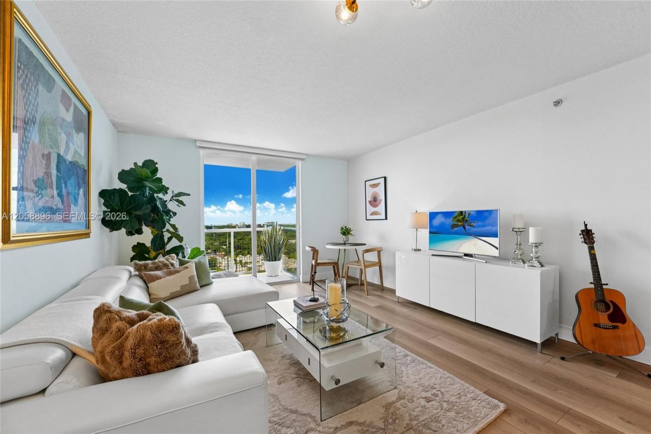 900 SW 8th St , Unit 1609, Miami, FL 33130 Photo