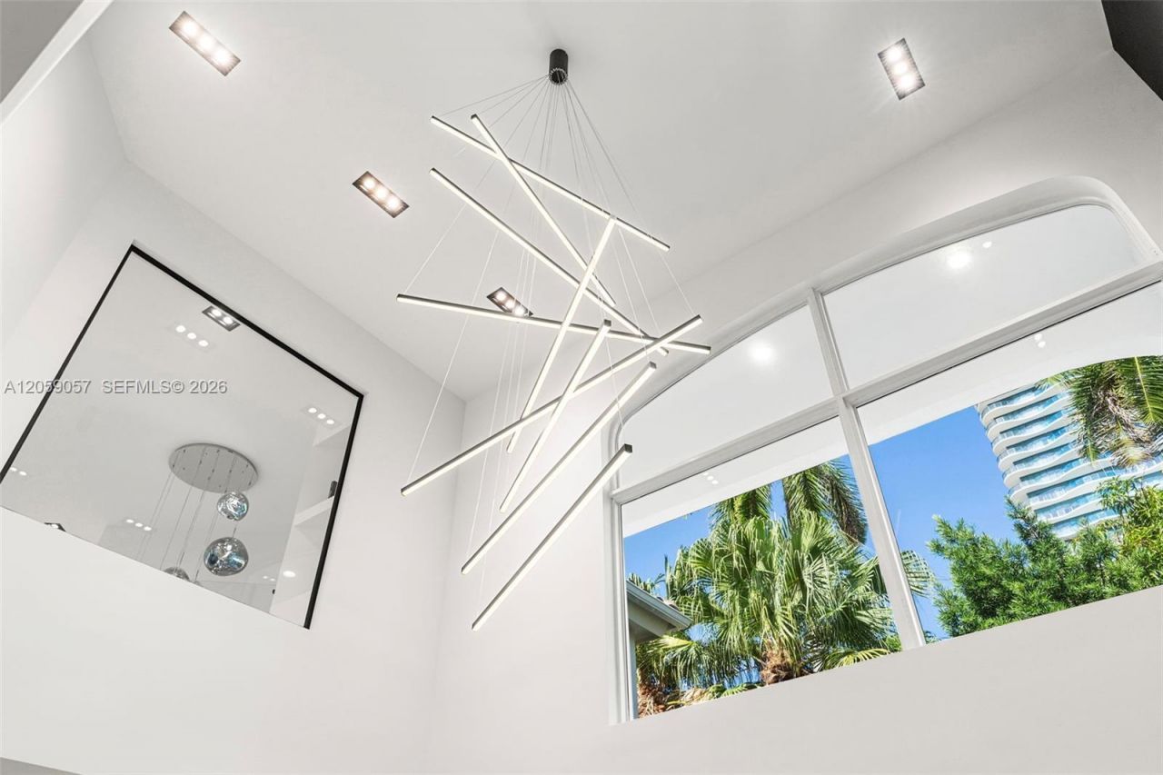 4027 194th Trl, Sunny Isles Beach, FL 33160 Photo