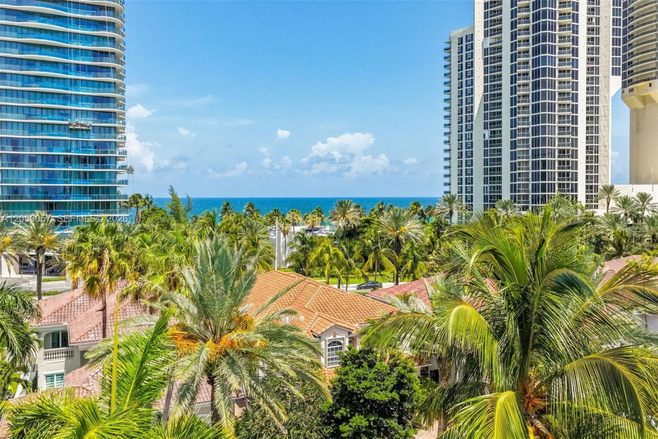 4027 194th Trl, Sunny Isles Beach, FL 33160 Photo