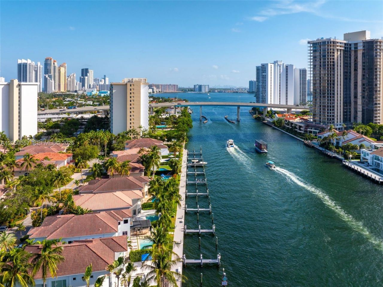 4027 194th Trl, Sunny Isles Beach, FL 33160 Photo