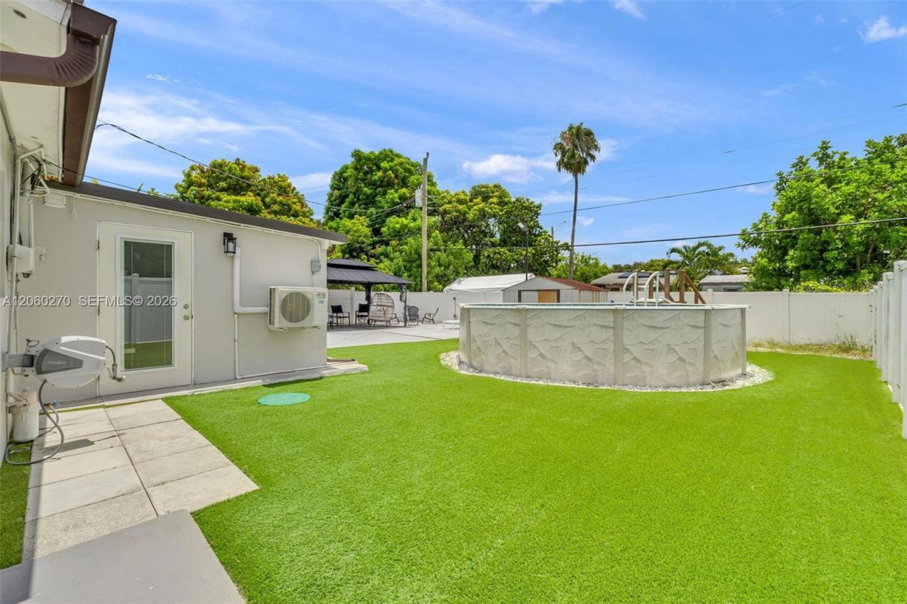 7420 Hope St , Hollywood, FL 33024 Photo