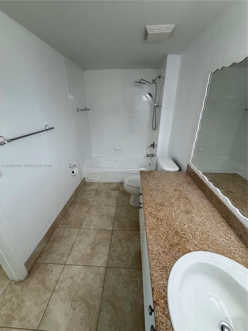 117 NW 42nd Ave , Unit 602, Miami, FL 33126 Photo