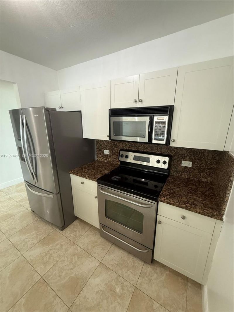 117 NW 42nd Ave , Unit 602, Miami, FL 33126 Photo