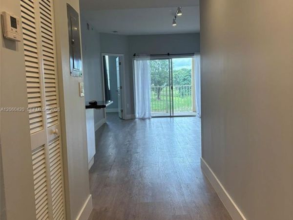 2100 Greenview Shores Blvd , Unit 513, Wellington, FL 33414