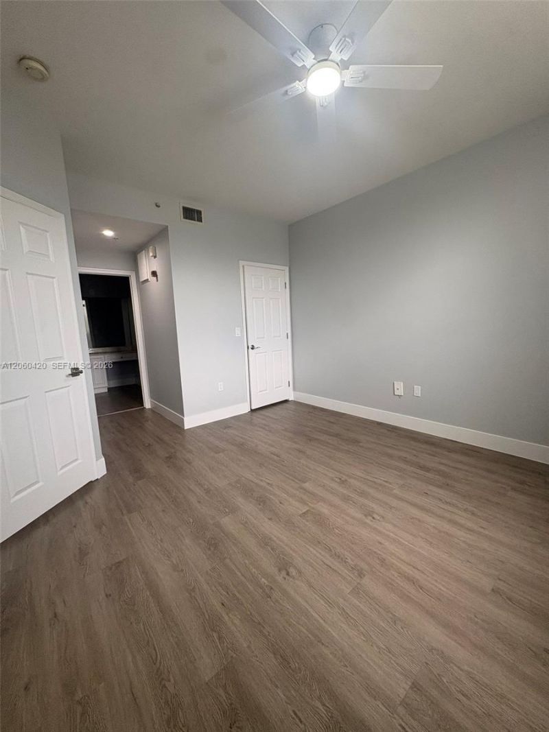 2100 Greenview Shores Blvd , Unit 513, Wellington, FL 33414 Photo