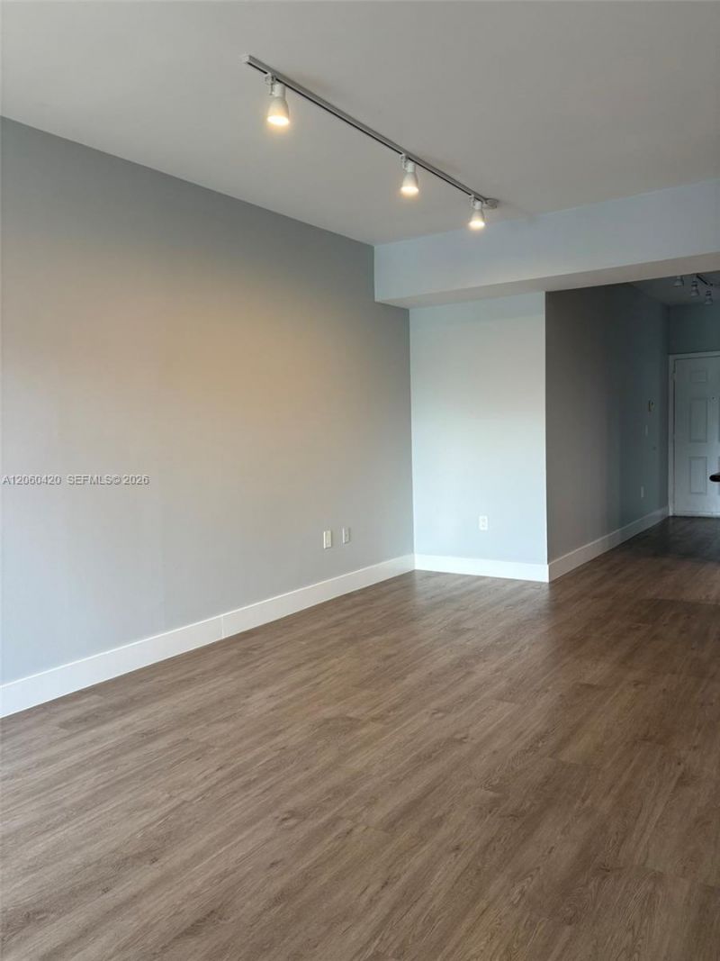 2100 Greenview Shores Blvd , Unit 513, Wellington, FL 33414 Photo