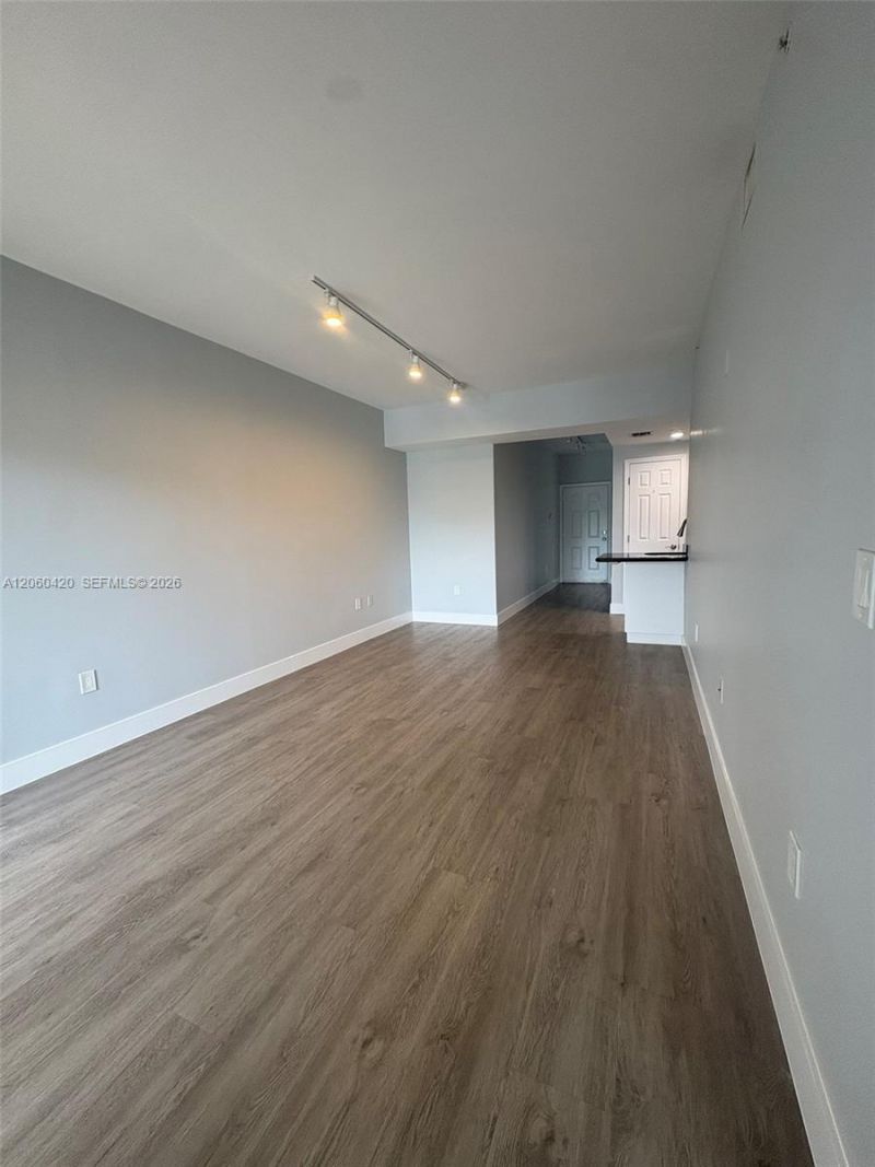 2100 Greenview Shores Blvd , Unit 513, Wellington, FL 33414 Photo