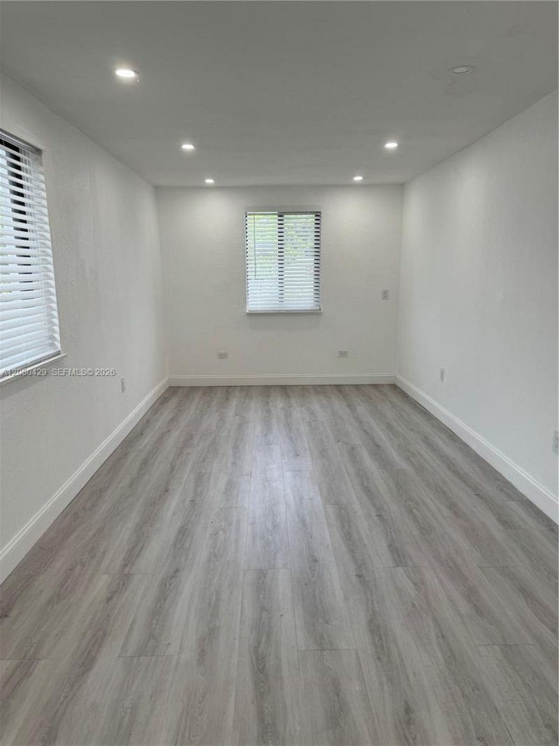 1210 NW 123rd St, North Miami, FL 33167 Photo